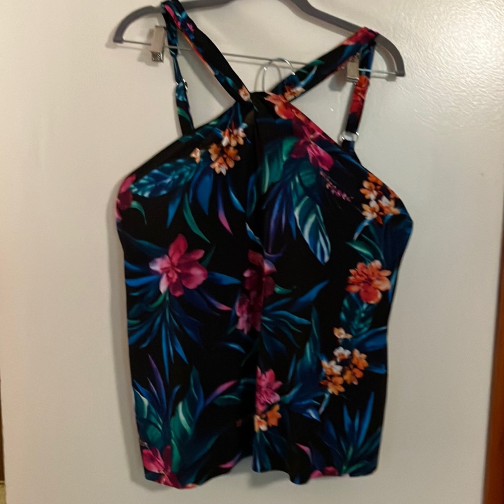 Size 24 floral swim top with built-in shelf bra